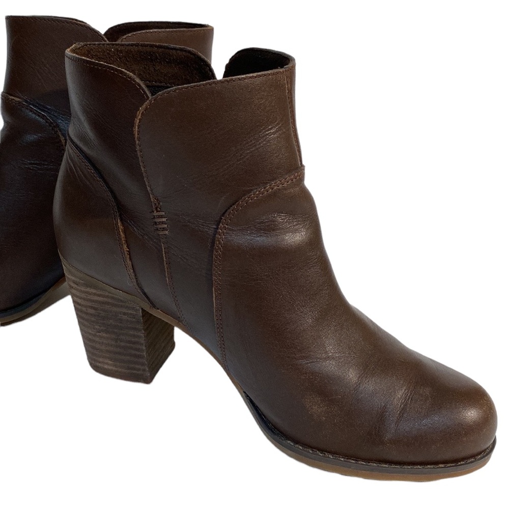 Timberland Dark Brown Heeled Ankle Boots Size 7